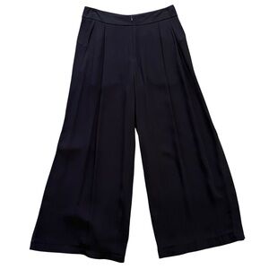 Ania Schierholt Black Pleated Wide Leg Cropped Pant with Side Slit 34(4)